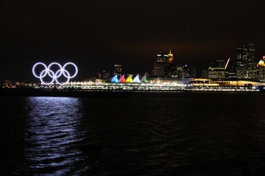 2010 Vancouver Olympicを楽しむ100話　-1話：カナダ人の金メダルへの思い！